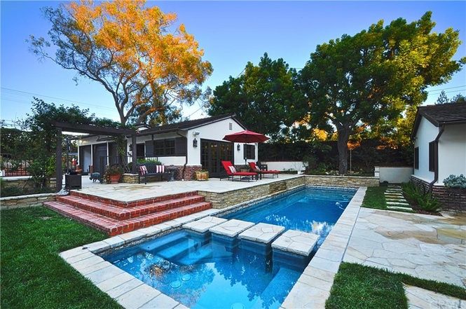 House swimming pool